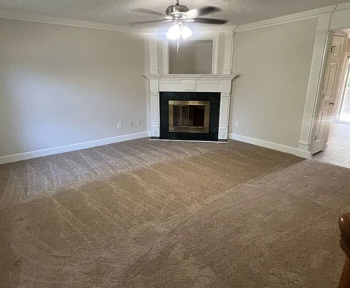 537 Haygood Ct — Photo 2