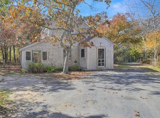 25 Vineyard Meadow Farms Rd, West Tisbury, MA 02575