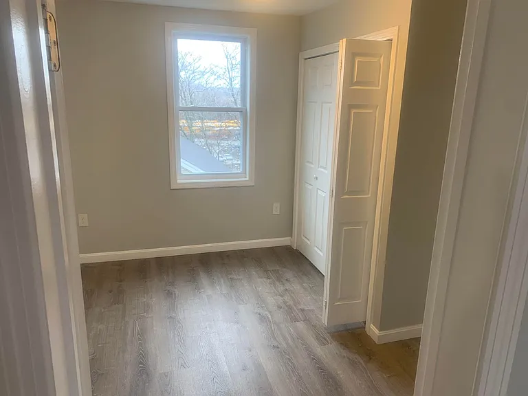35 Vinton St — Photo 19