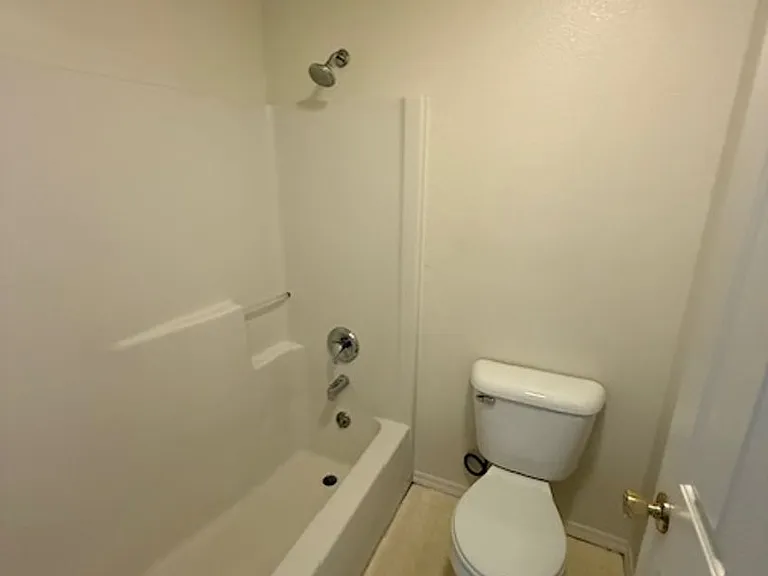 3014 W Villard St #A — Photo 13
