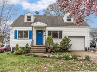 18 E Cedar Ln, Maplewood, NJ 07040