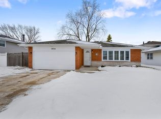 18016 66th Ave, Tinley Park, IL 60477