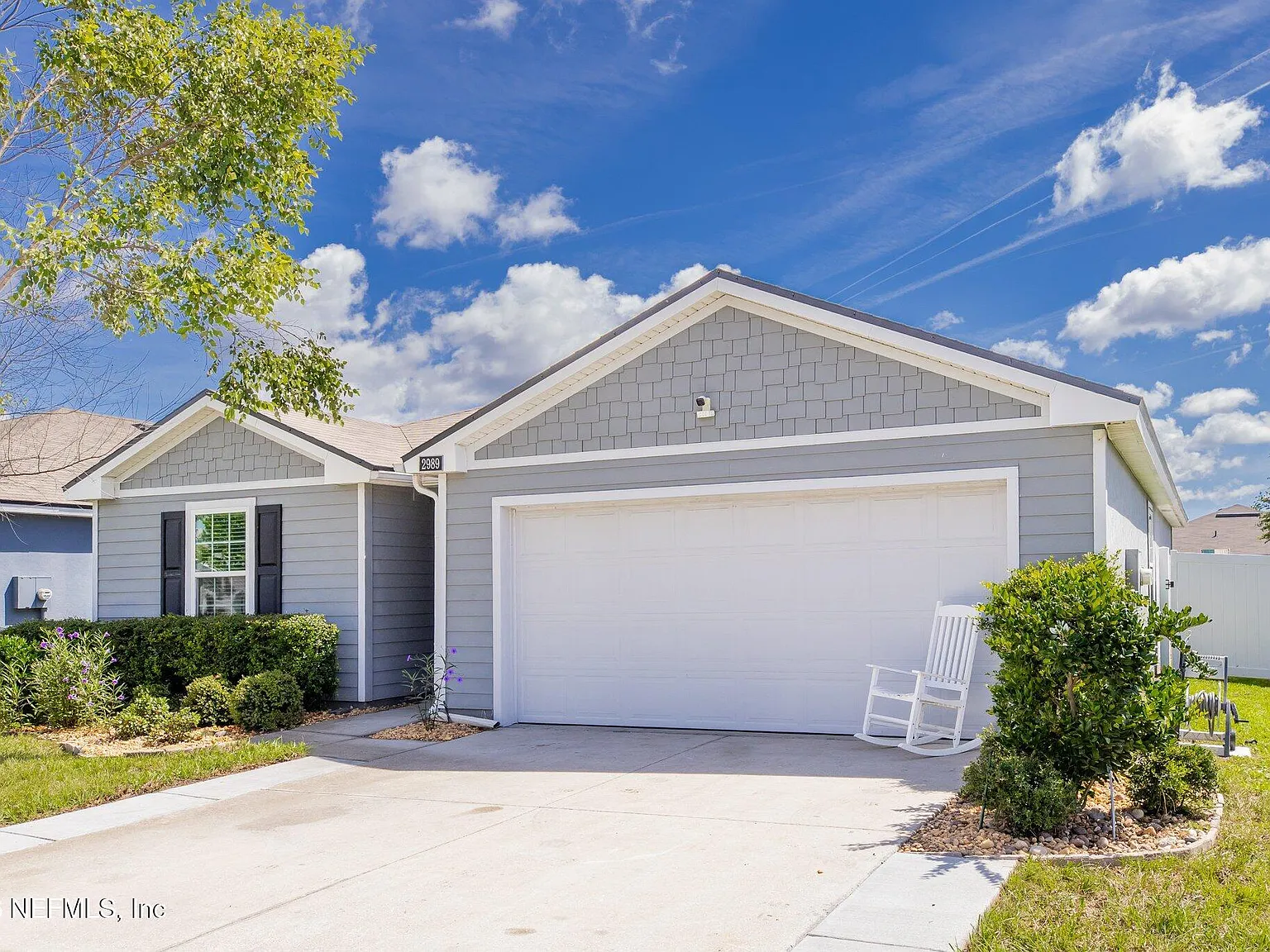 4 bed, 2.0 bath, 1488 sqft, $2,300 — Photo 3