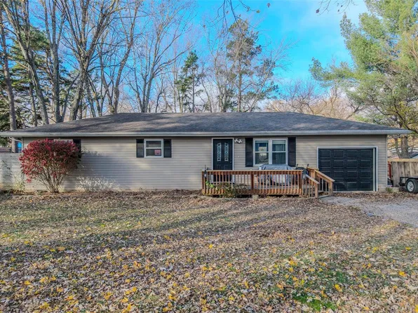 1417 Ronald Dr, Lebanon, MO 65536