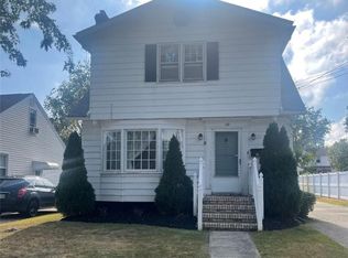 169 Grandview St, Conneaut, OH 44030