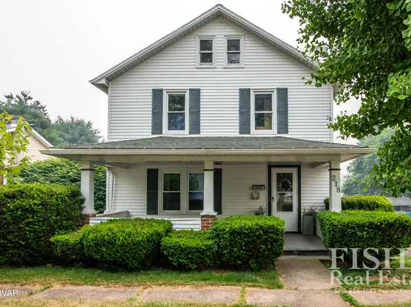 218 Frederick St, Lock Haven, PA 17745