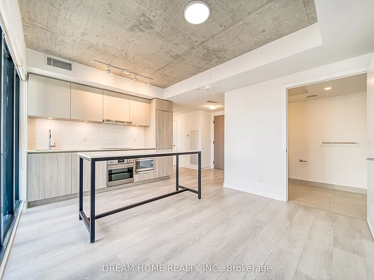 47 Mutual St #1004 — Photo 10