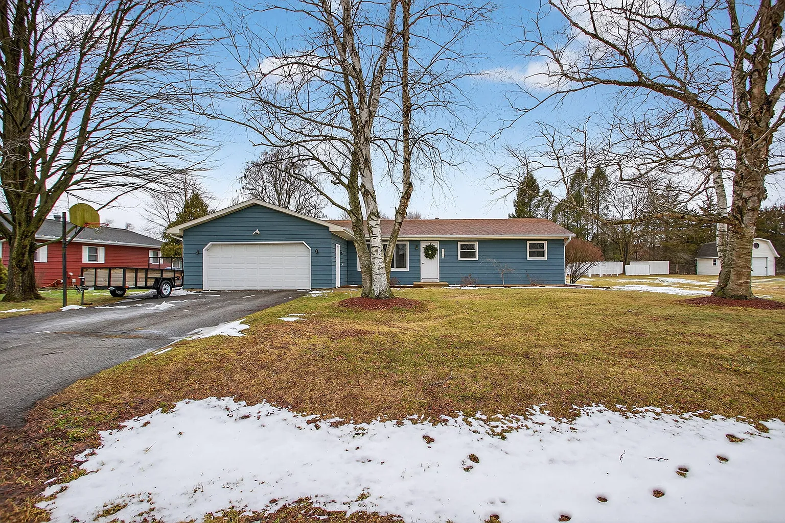 3144 Catalpa Dr photo 1