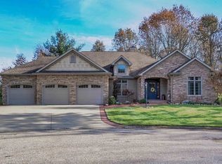 30144 Copperwoods Dr, Granger, IN 46530