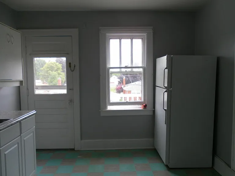 1571 Oak St #LOWER — Photo 1