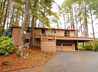 22085 NE Ilafern Ln, Dundee, OR 97115