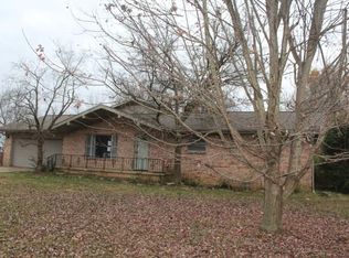 1811 Hudson Ln, Harrison, AR 72601