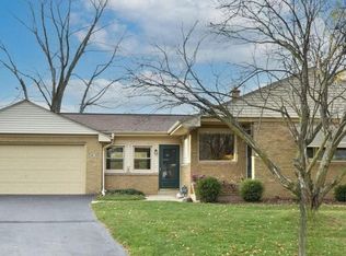 3218 W Rochelle Ave, Glendale, WI 53209