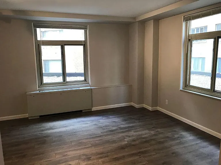 2401 H St NW #210 — Photo 5