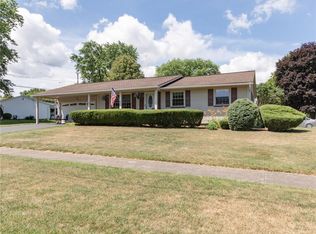 11 Eileen Dr, Rochester, NY 14616