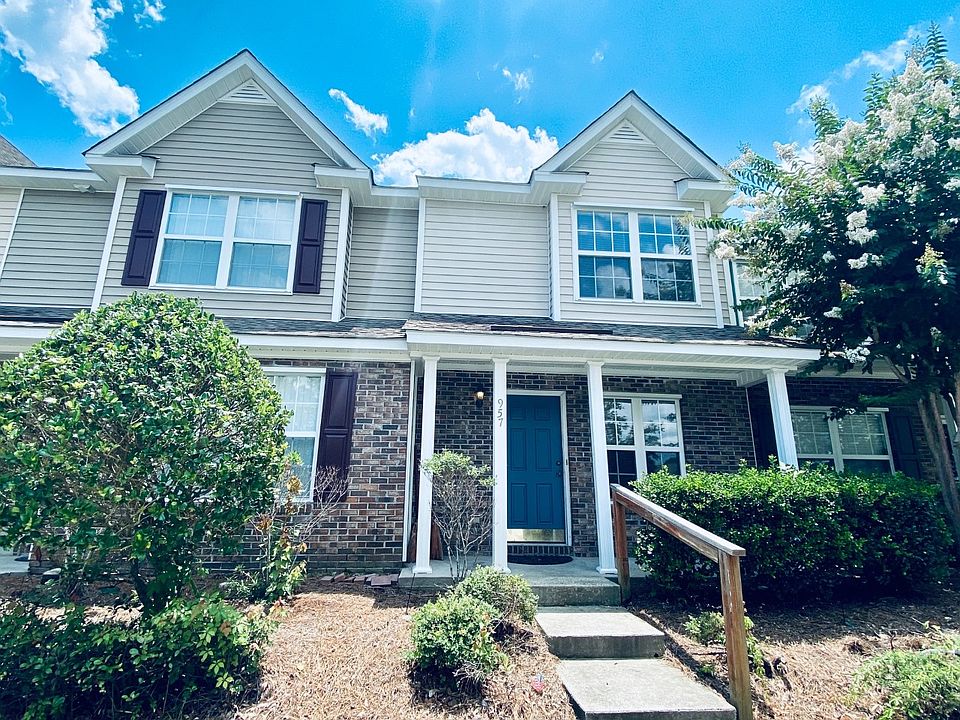 Front Exterior_07132020