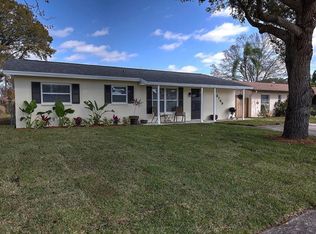 8169 82nd Ave, Seminole, FL 33777