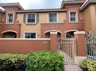 2230 Coral Reef Ct, Fort Lauderdale, FL 33312