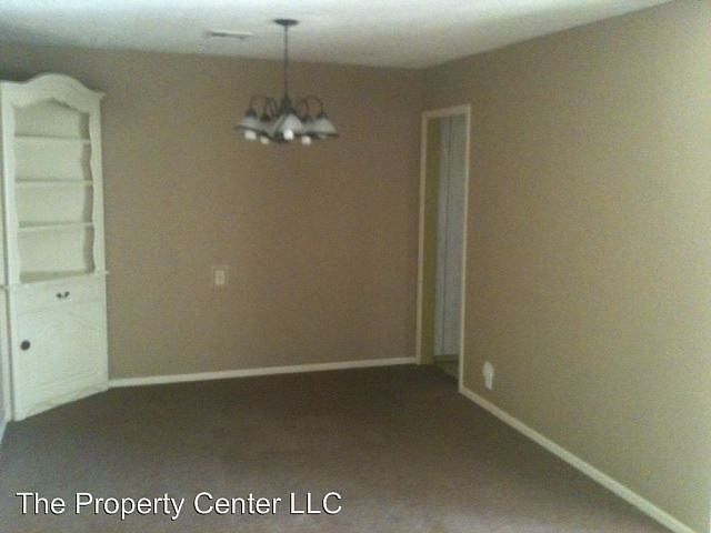 2nd image of 729 NW 86th St
