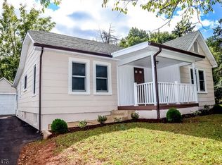 490 Garretson Rd, Bridgewater, NJ 08807