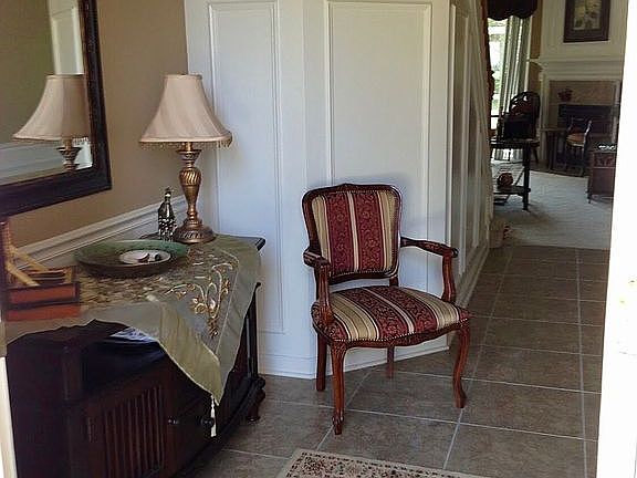 5th image of 11091 Castlemain Cir S