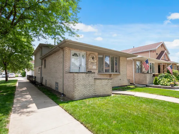 5601 S Sayre Ave, Chicago, IL 60638