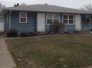 425 N 7th St, Eldridge, IA