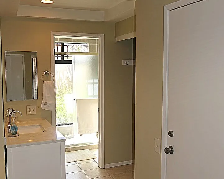 2360 Miramonte Cir W #F — Photo 15