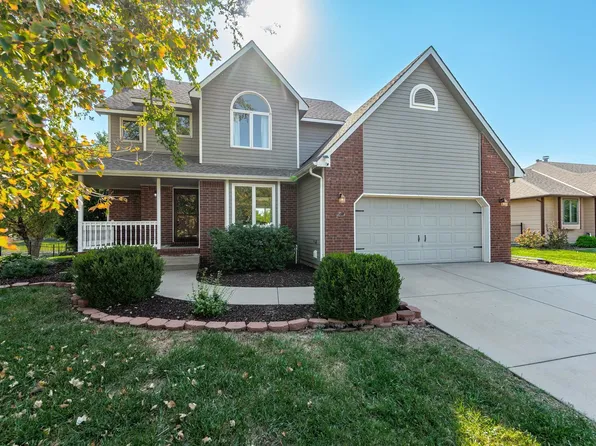 2406 N Watersedge Cir, Wichita, KS 67205