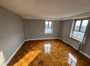 73-04 193rd St #1, Fresh Meadows, NY 11366