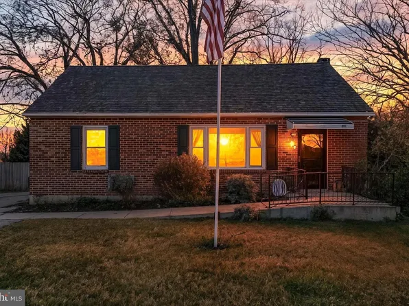 1095 Church Rd, York, PA 17404