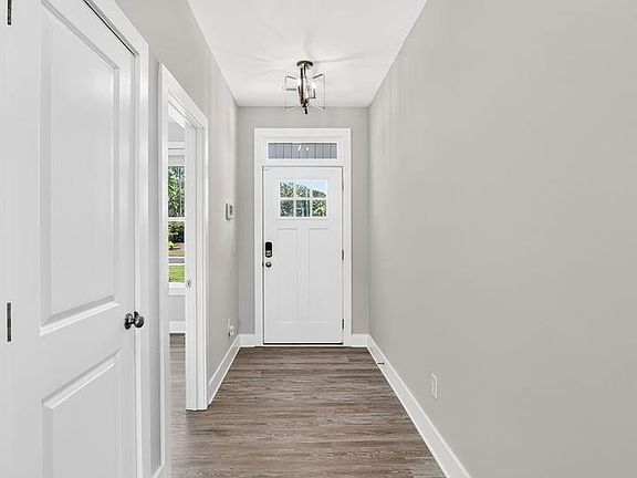 5th image of 710 Longton St