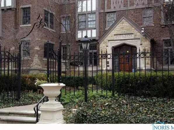 2200 Scottwood Ave Unit 102, Toledo, OH 43620