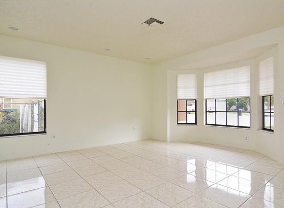 3rd image of 14816 White Magnolia Ct