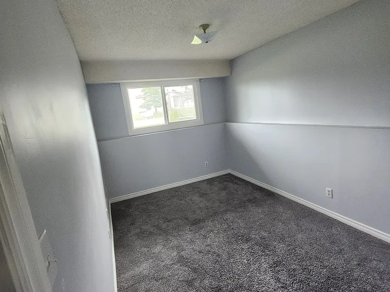 2603 Edmonton Trl NE — Photo 13