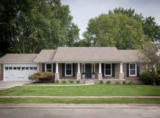 1205 Lexington Dr, New Albany, IN 47150