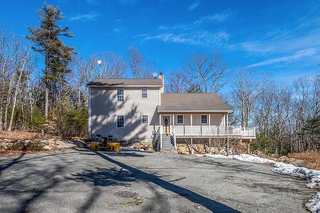 405 Old Plainfield Pike, Scituate, RI 02825 Zillow