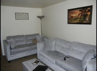 441 1/2 W Exchange St, Sycamore, IL 60178