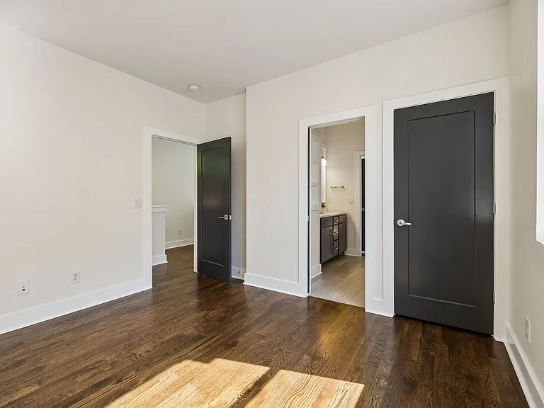 2320 Dalebrook Ct — Photo 25