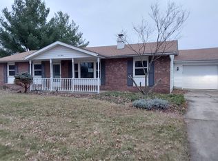 115 Woodview Dr, Valparaiso, IN 46383