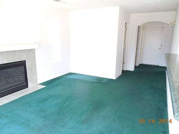 2nd image of 704 Lone Pine Dr SW