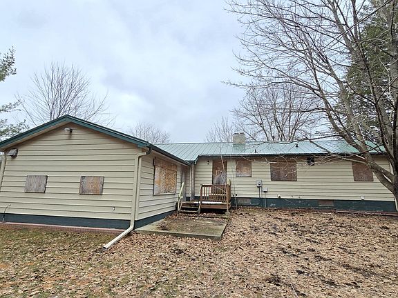 2nd image of 207 Richard Ave SE