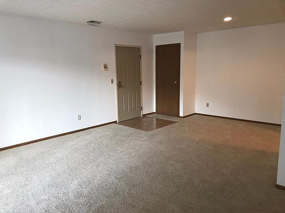 2nd image of 5944 Harrison Ave Unit 56
