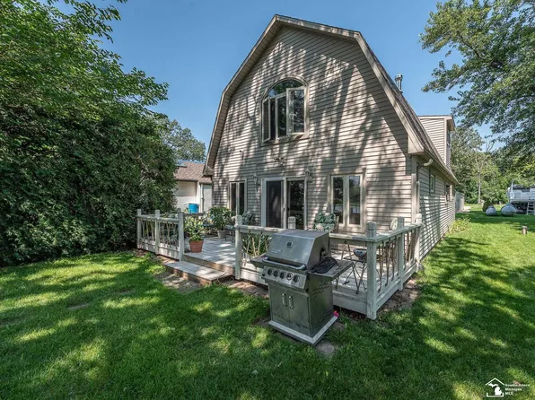 2649 Morin Grove St, Erie, MI 48133