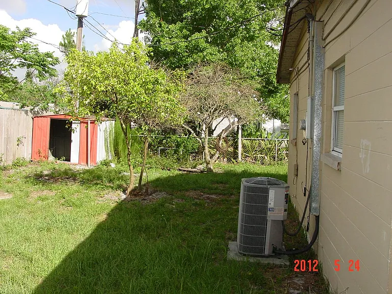2805 Paine Ln — Photo 16