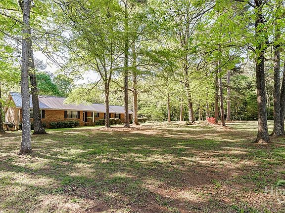 4th image of 980 Morton Road