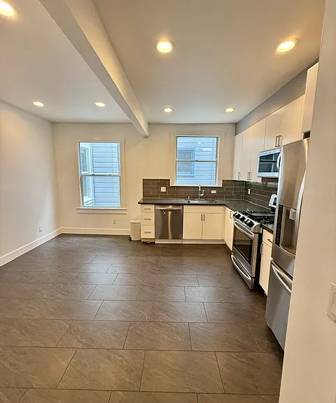 443 15th Ave #1 — Photo 3