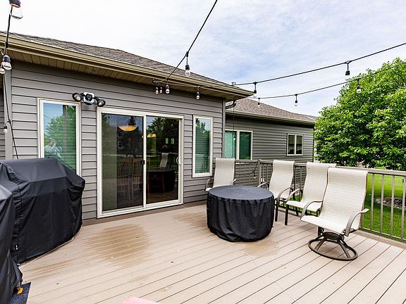 5th image of 3814 22nd Ave S