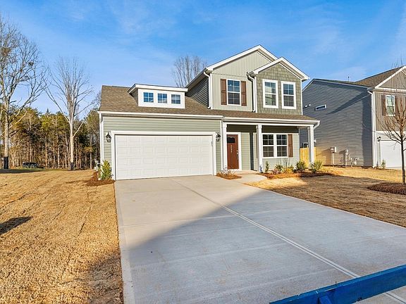 3rd image of 7077 Fairview Falls Dr