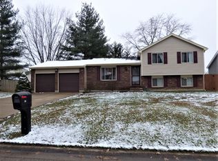 52 Red Bud Cir, Amelia, OH 45102